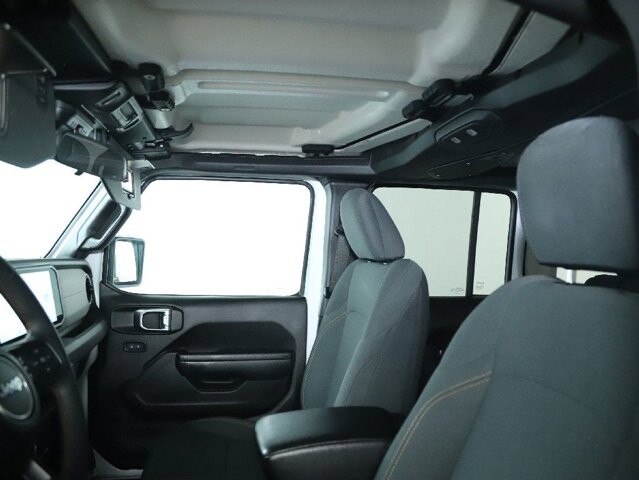 2024 Jeep Wrangler in Bedford, OH 44146 - 18103962 19