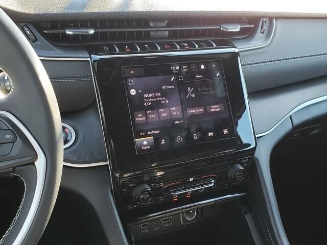 2025 Jeep Grand Cherokee L in Bedford, OH 44146 - 18103963 11