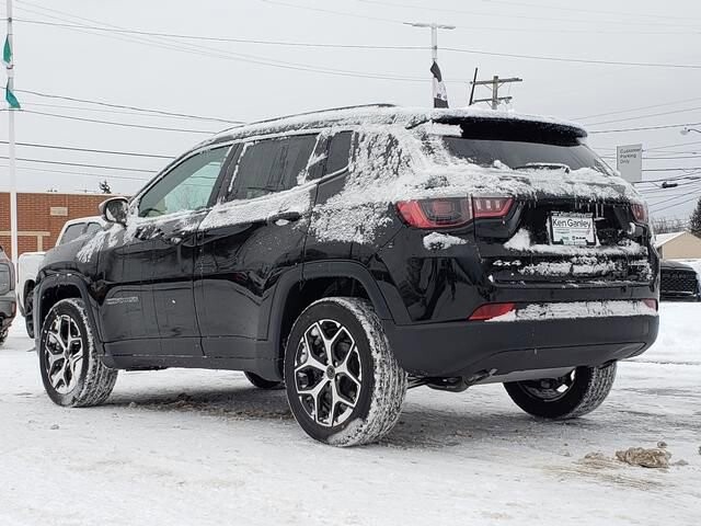 2026 Jeep Compass in Bedford, OH 44146 - 18103964 3
