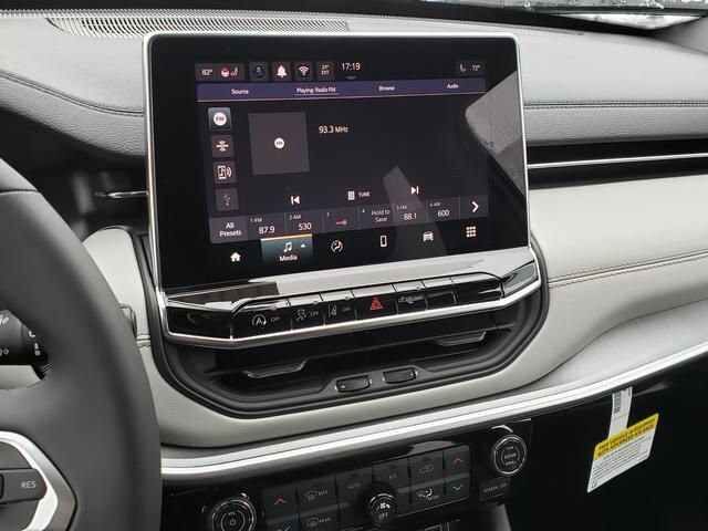 2026 Jeep Compass in Bedford, OH 44146 - 18103964 10