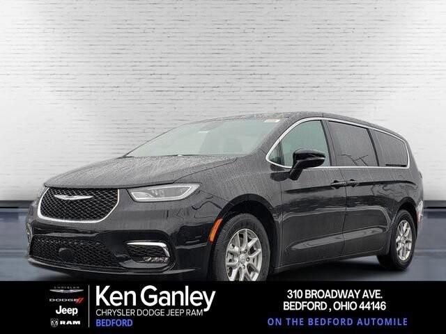 2026 Chrysler Pacifica in Bedford, OH 44146 - 18103967
