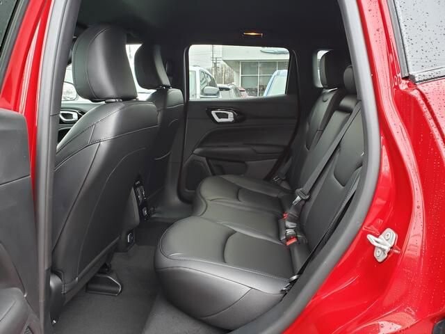 2026 Jeep Compass in Bedford, OH 44146 - 18103968 7