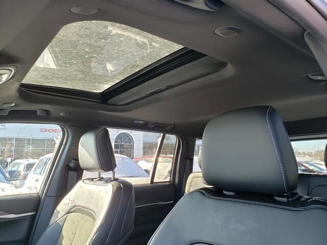 2026 Jeep Grand Cherokee in Bedford, OH 44146 - 18103970 7