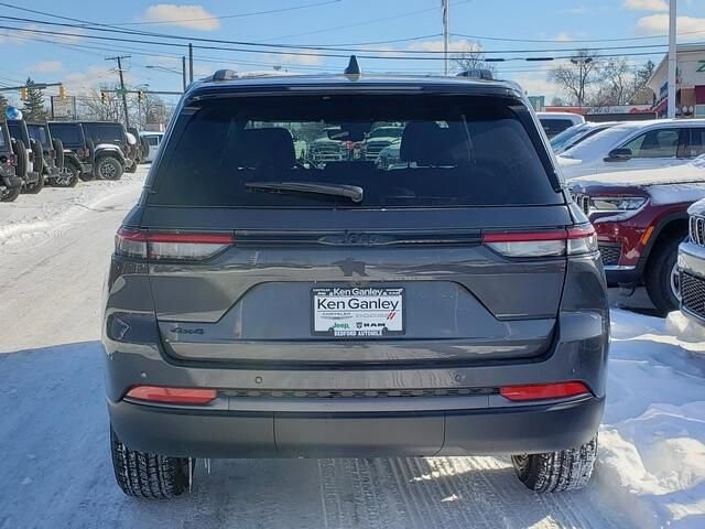 2026 Jeep Grand Cherokee in Bedford, OH 44146 - 18103970 4