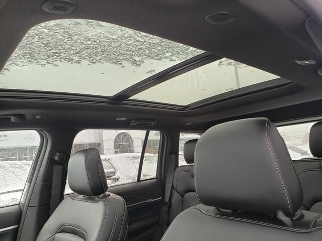 2026 Jeep Grand Cherokee in Bedford, OH 44146 - 18103973 7