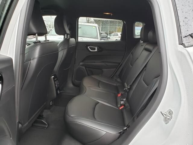 2026 Jeep Compass in Bedford, OH 44146 - 18103975 7