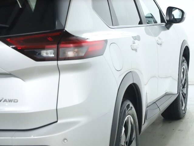 2024 Nissan Rogue in Bedford, OH 44146 - 18103977 45