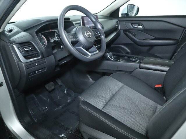 2024 Nissan Rogue in Bedford, OH 44146 - 18103977 17