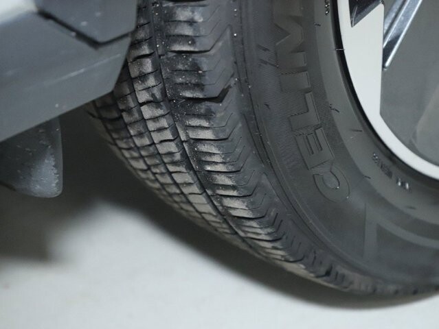 2024 Nissan Rogue in Bedford, OH 44146 - 18103977 36