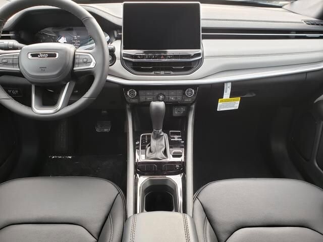 2026 Jeep Compass in Bedford, OH 44146 - 18103978 8