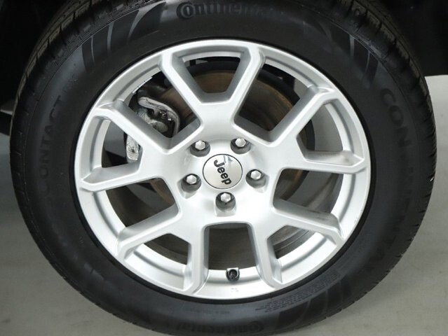 2023 Jeep Renegade in Bedford, OH 44146 - 18103979 38