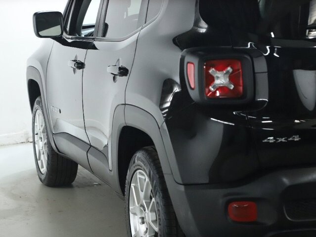 2023 Jeep Renegade in Bedford, OH 44146 - 18103979 40
