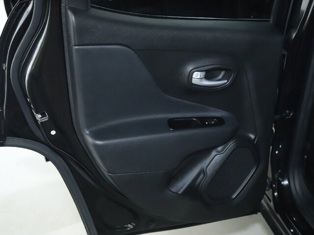 2023 Jeep Renegade in Bedford, OH 44146 - 18103979 13