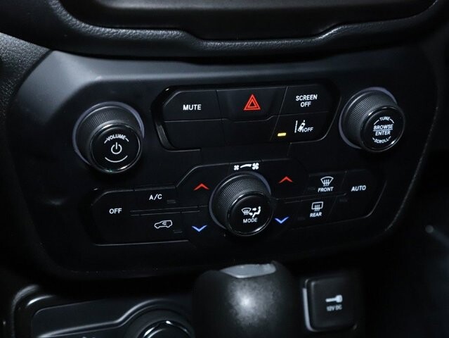 2023 Jeep Renegade in Bedford, OH 44146 - 18103979 25