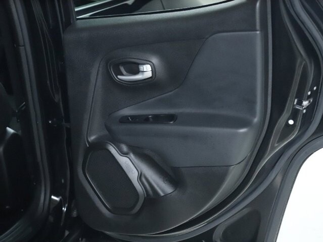 2023 Jeep Renegade in Bedford, OH 44146 - 18103979 30