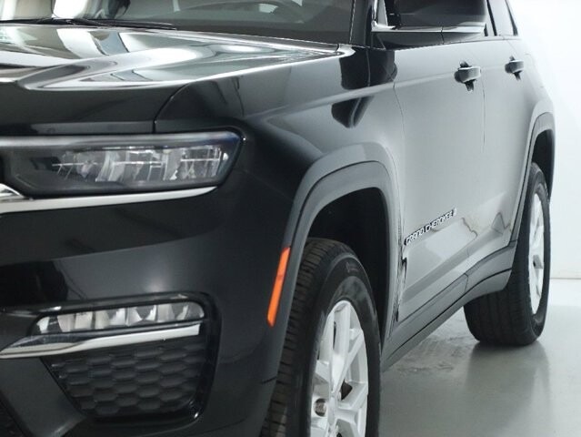2024 Jeep Grand Cherokee in Bedford, OH 44146 - 18103980 4