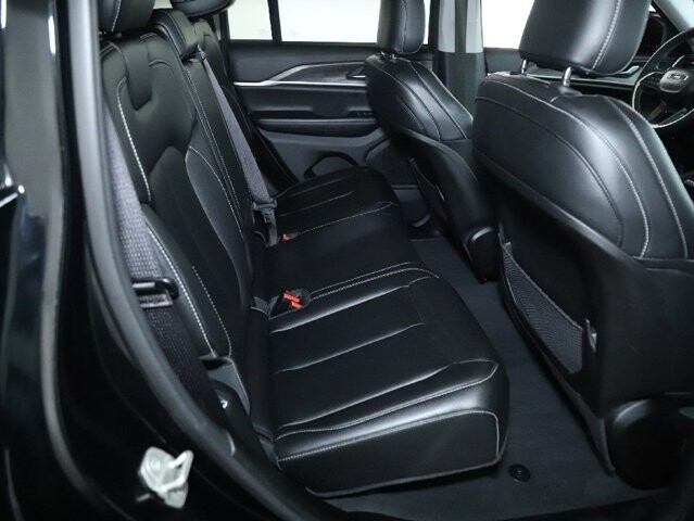 2024 Jeep Grand Cherokee in Bedford, OH 44146 - 18103980 34