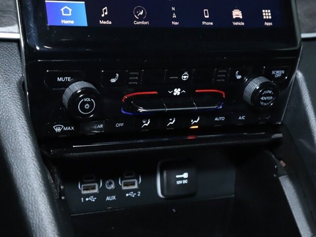 2024 Jeep Grand Cherokee in Bedford, OH 44146 - 18103980 28