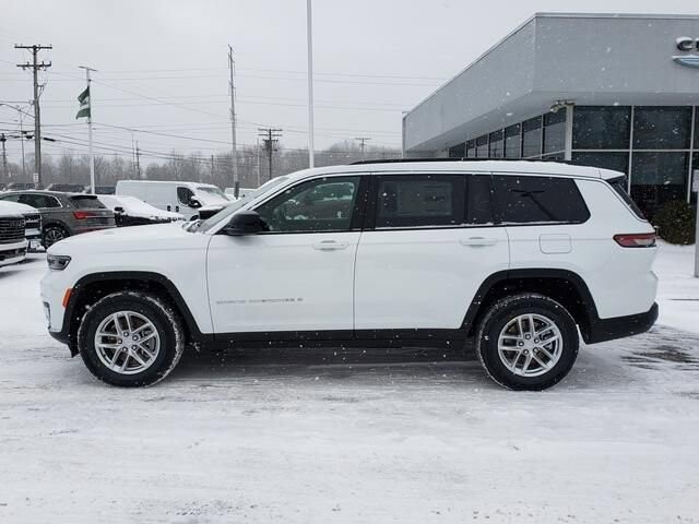 2025 Jeep Grand Cherokee L in Bedford, OH 44146 - 18103985 2