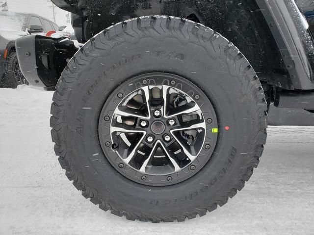 2026 Jeep Wrangler in Bedford, OH 44146 - 18103990 12