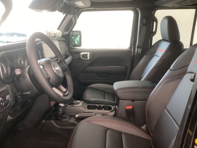 2026 Jeep Wrangler in Bedford, OH 44146 - 18103991 13