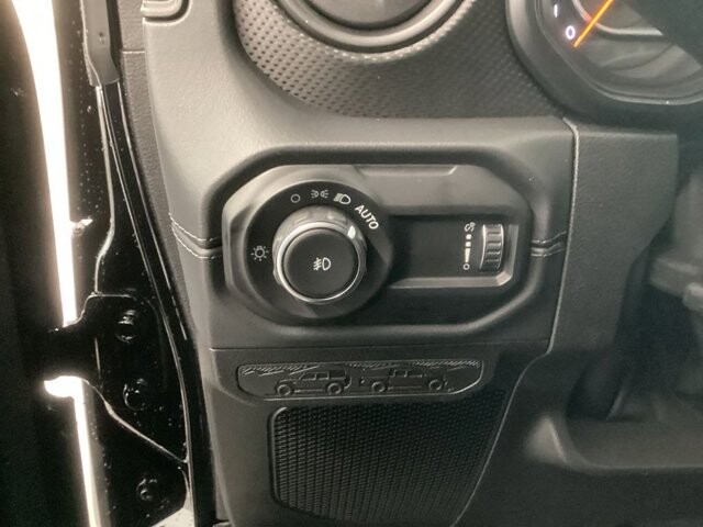 2026 Jeep Wrangler in Bedford, OH 44146 - 18103991 8