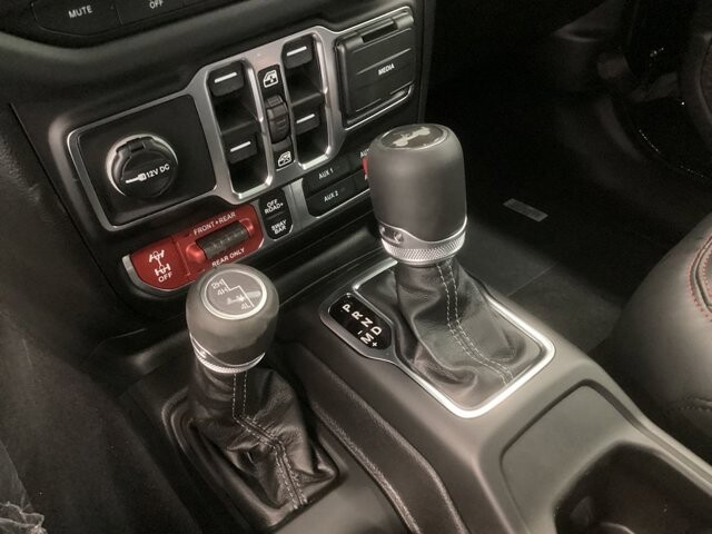 2026 Jeep Wrangler in Bedford, OH 44146 - 18103991 12