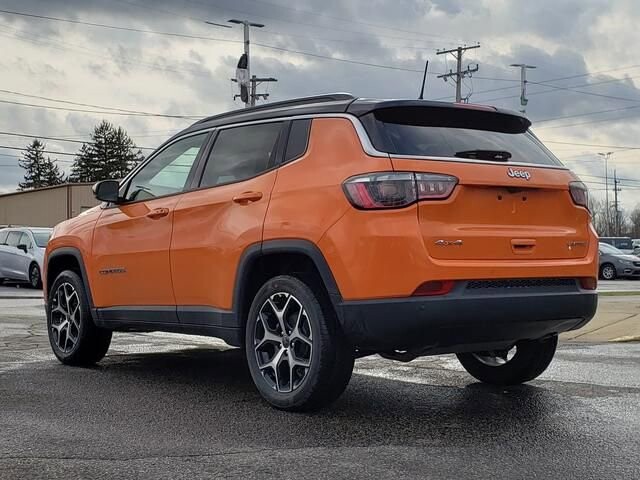 2026 Jeep Compass in Bedford, OH 44146 - 18103997 3