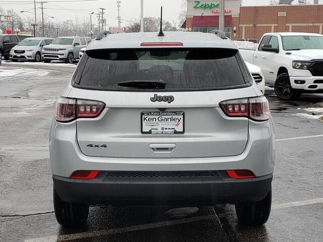 2026 Jeep Compass in Bedford, OH 44146 - 18103998 4
