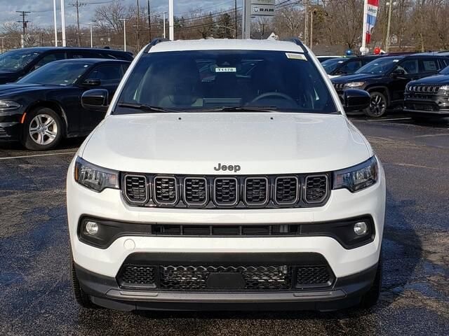 2026 Jeep Compass in Bedford, OH 44146 - 18103999 5