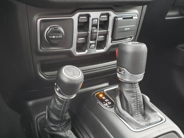 2026 Jeep Wrangler in Bedford, OH 44146 - 18104000 11