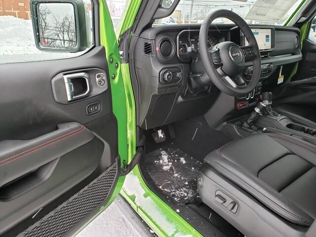 2026 Jeep Wrangler in Bedford, OH 44146 - 18104001 6