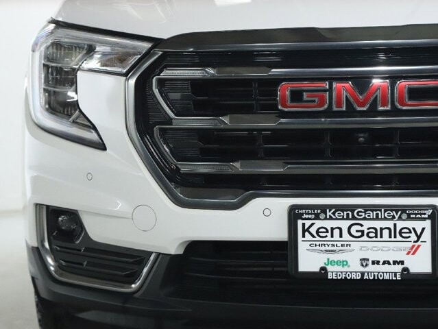 2023 GMC Terrain in Bedford, OH 44146 - 18104002 6