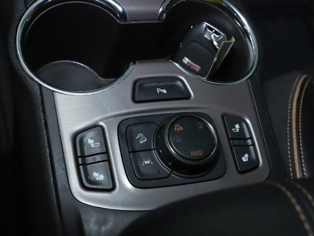 2023 GMC Terrain in Bedford, OH 44146 - 18104002 28