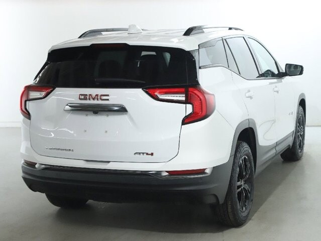 2023 GMC Terrain in Bedford, OH 44146 - 18104002 47