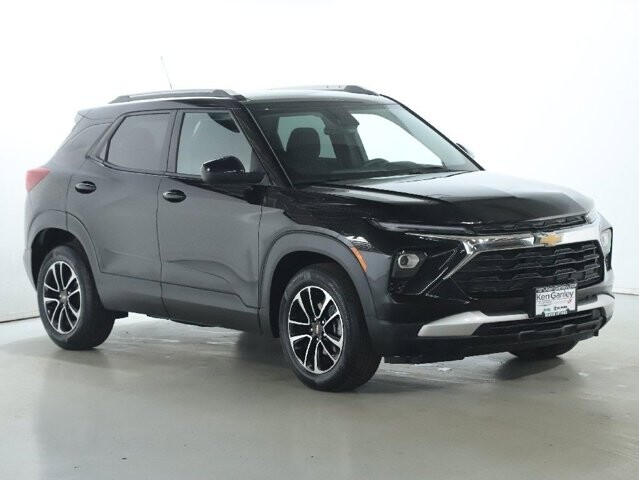 2025 Chevrolet TrailBlazer in Bedford, OH 44146 - 18104003 9