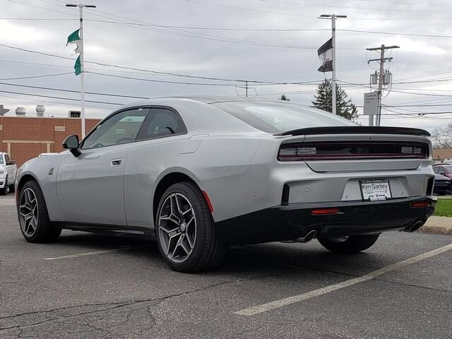 2026 Dodge Charger in Bedford, OH 44146 - 18104004 3