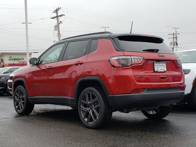 2026 Jeep Compass in Bedford, OH 44146 - 18104005 3