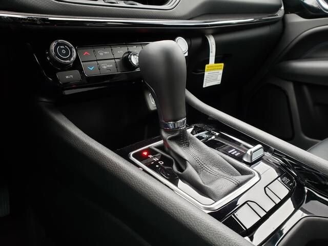 2026 Jeep Compass in Bedford, OH 44146 - 18104005 11