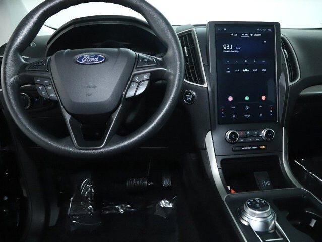 2024 Ford Edge in Bedford, OH 44146 - 18104007 26