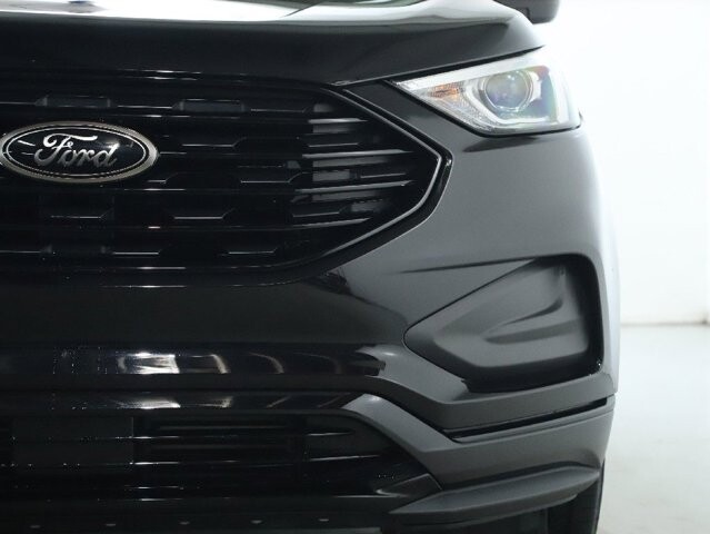 2024 Ford Edge in Bedford, OH 44146 - 18104007 7