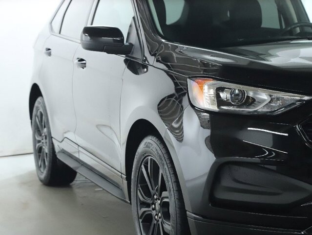 2024 Ford Edge in Bedford, OH 44146 - 18104007 8