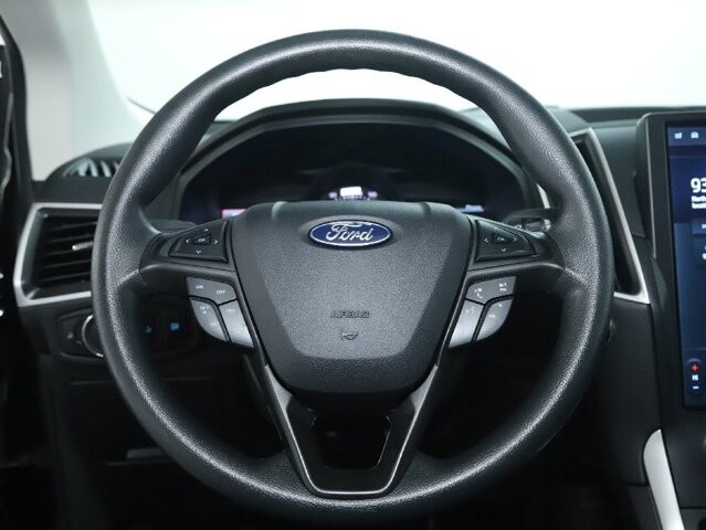 2024 Ford Edge in Bedford, OH 44146 - 18104007 21