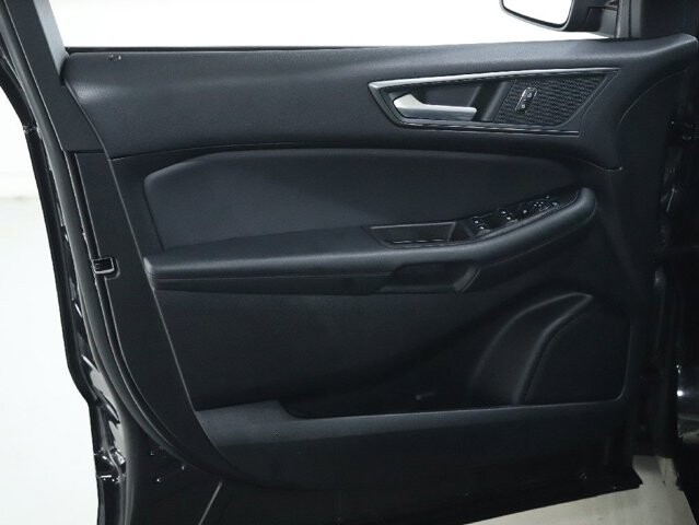 2024 Ford Edge in Bedford, OH 44146 - 18104007 15
