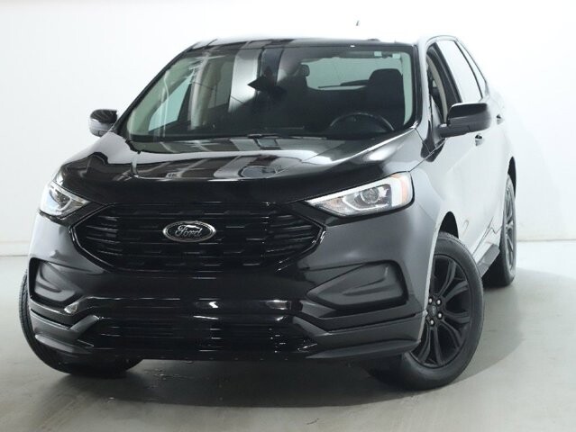 2024 Ford Edge in Bedford, OH 44146 - 18104007 3