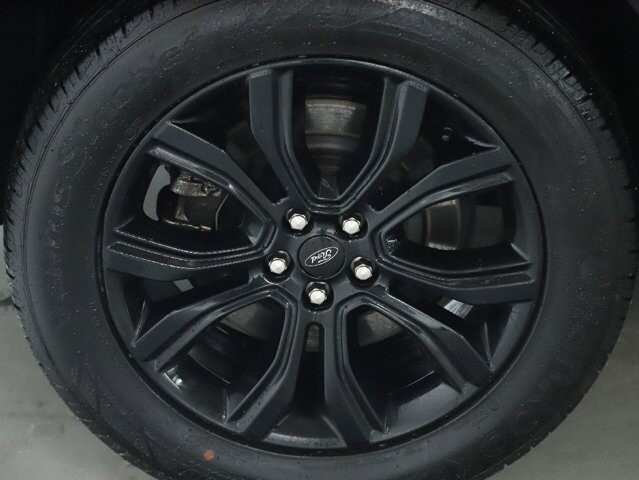 2024 Ford Edge in Bedford, OH 44146 - 18104007 12