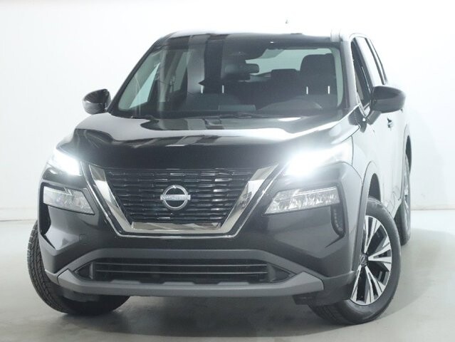 2023 Nissan Rogue in Bedford, OH 44146 - 18104008 3
