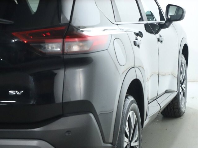 2023 Nissan Rogue in Bedford, OH 44146 - 18104008 43