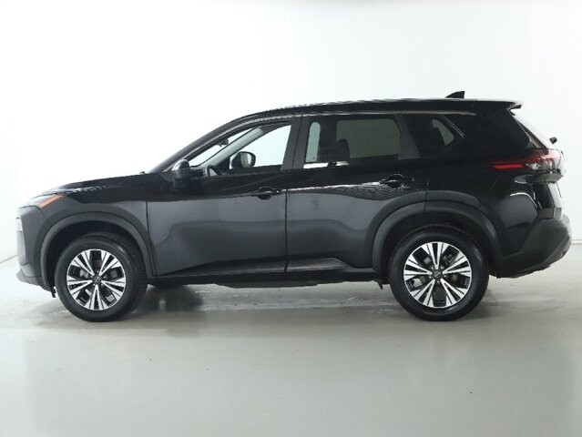 2023 Nissan Rogue in Bedford, OH 44146 - 18104008 36