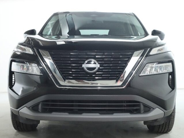 2023 Nissan Rogue in Bedford, OH 44146 - 18104008 5
